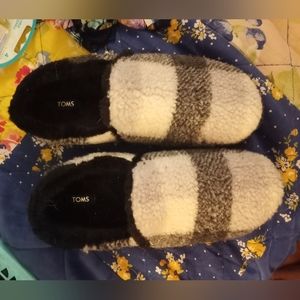 Toms hard bottom slippers